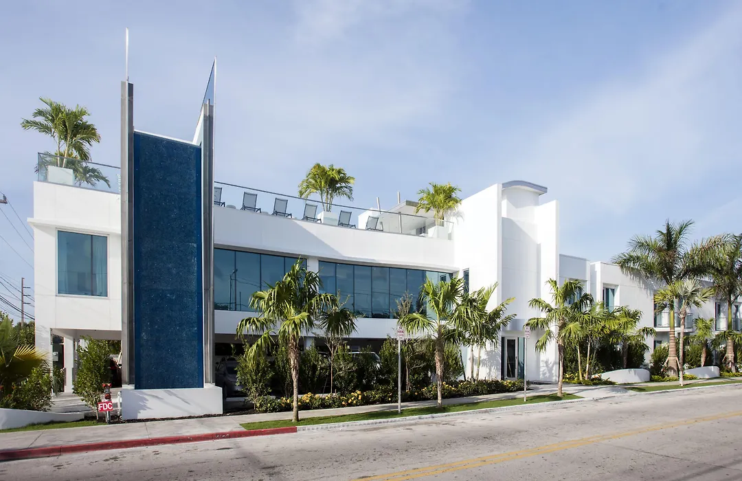 H2O Suites- Adults Only-1