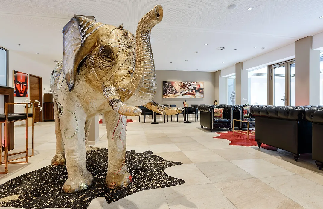 Amedia Plaza Dresden-1