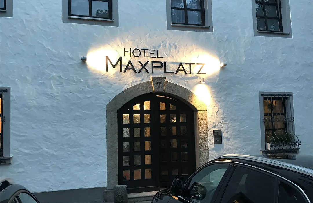 Hotel Maxplatz-1