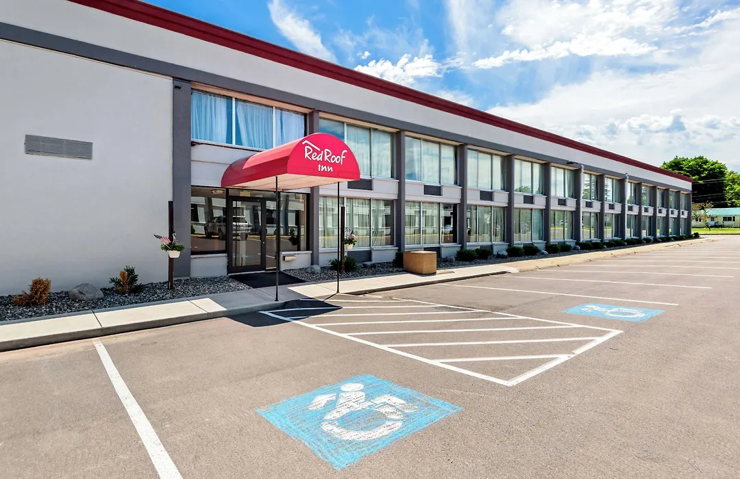 Red Roof Inn Cortland-1