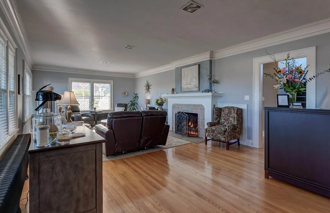 Nantucket Inn - Anacortes-1
