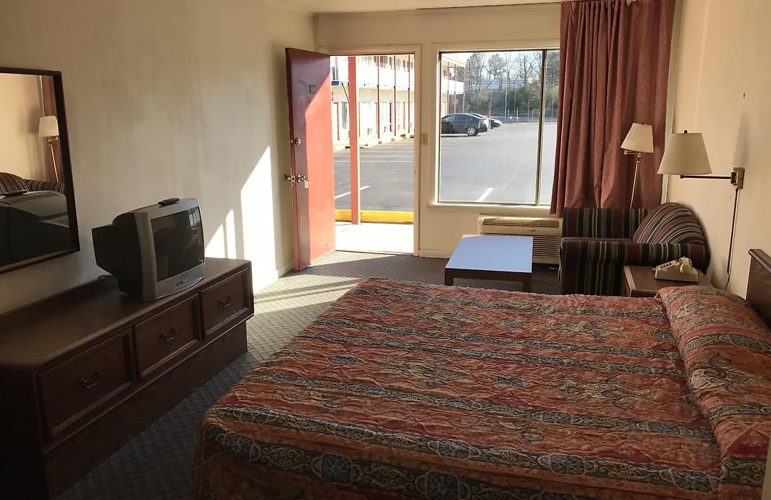 Flagship Inn-1