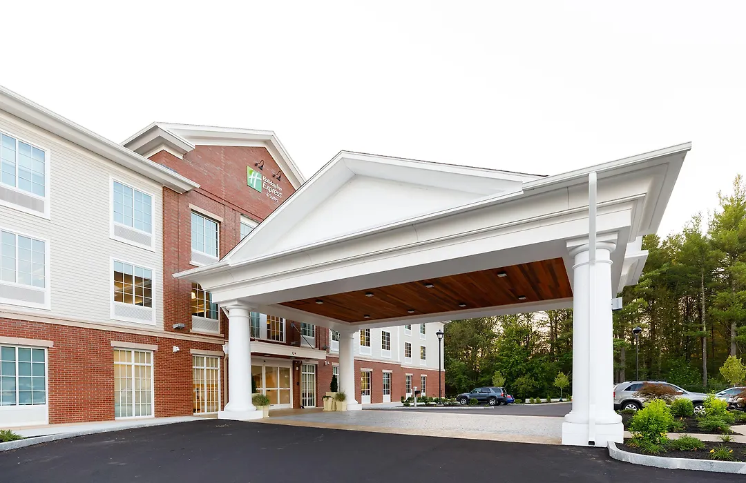 Holiday Inn Express & Suites - Sturbridge By Ihg-1