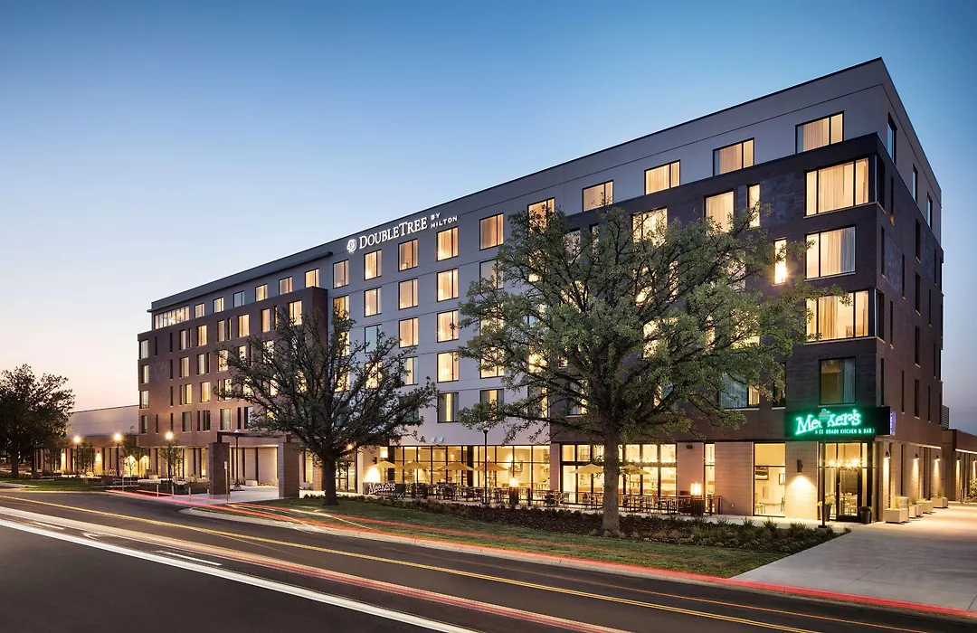 Doubletree By Hilton Greeley At Lincoln Park-1