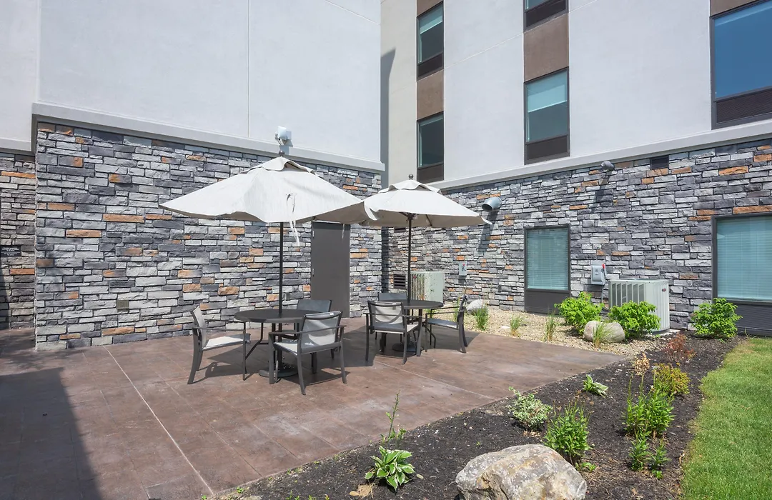 Hampton Inn Hamburg-1