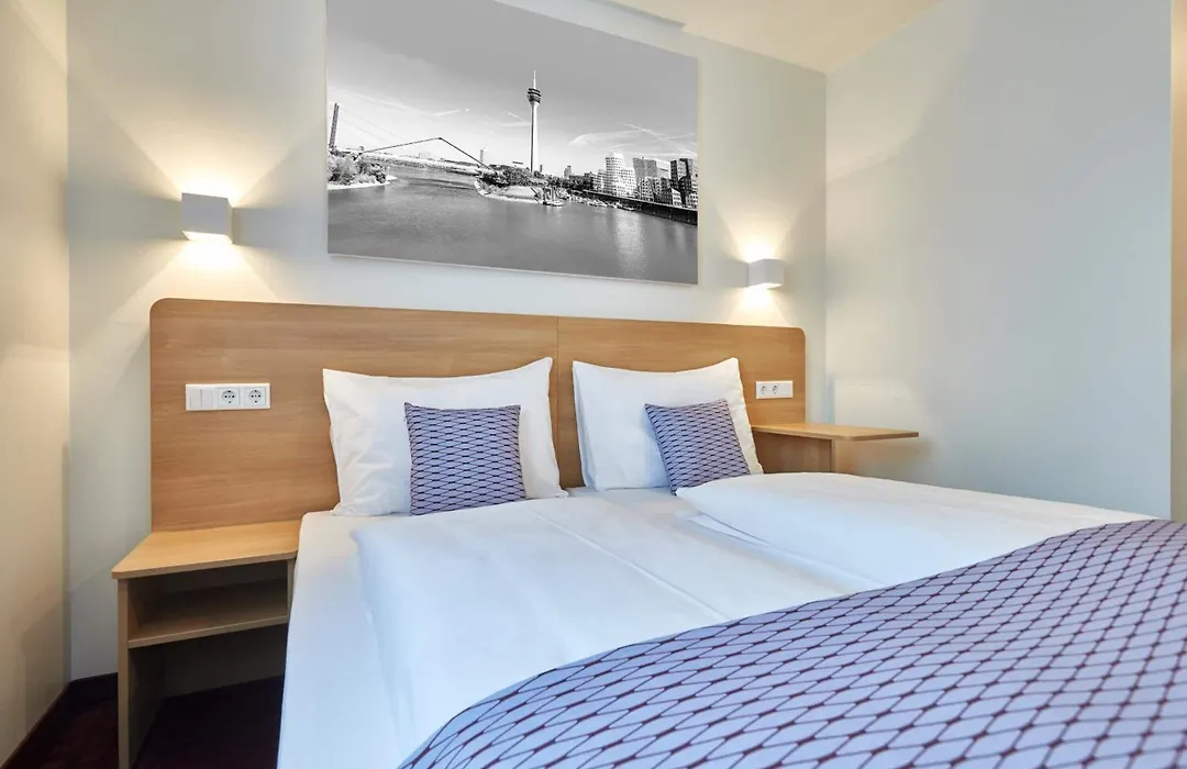 Mcdreams Hotel Duesseldorf-City-1