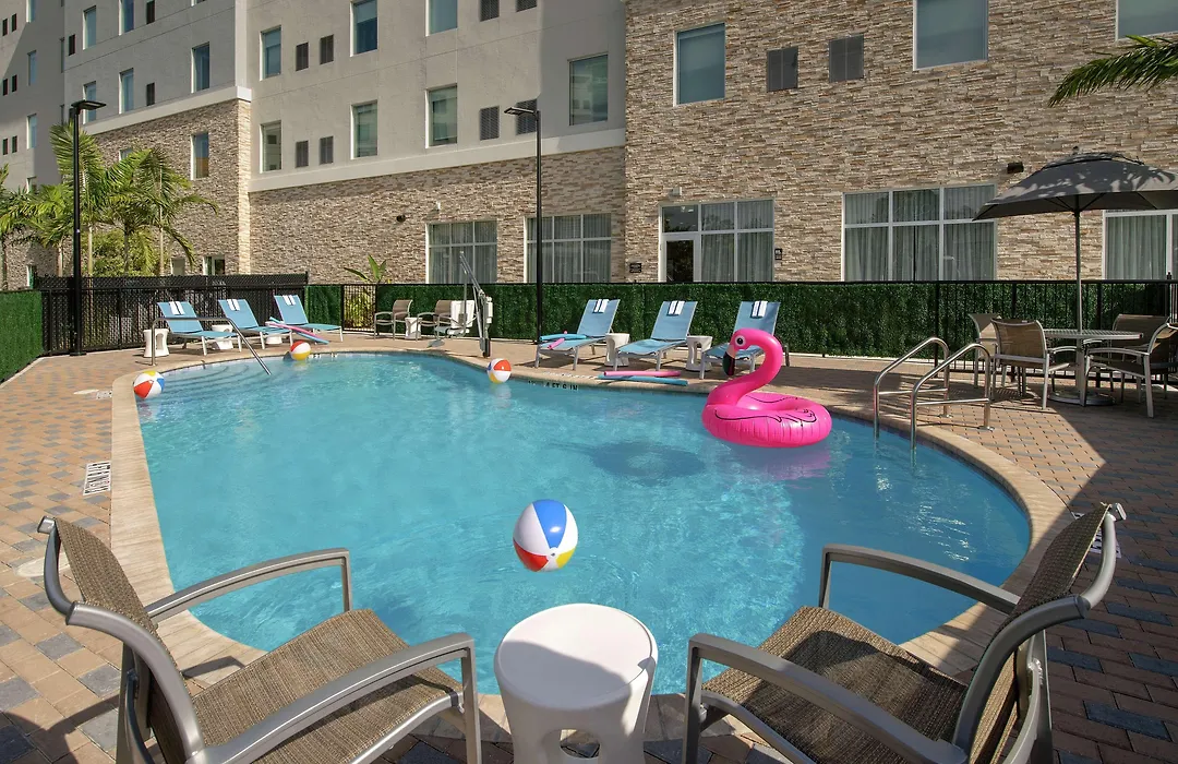 Hampton Inn Miami Airport East-1