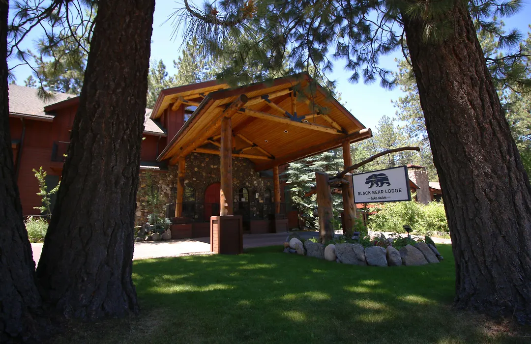 Black Bear Lodge-1
