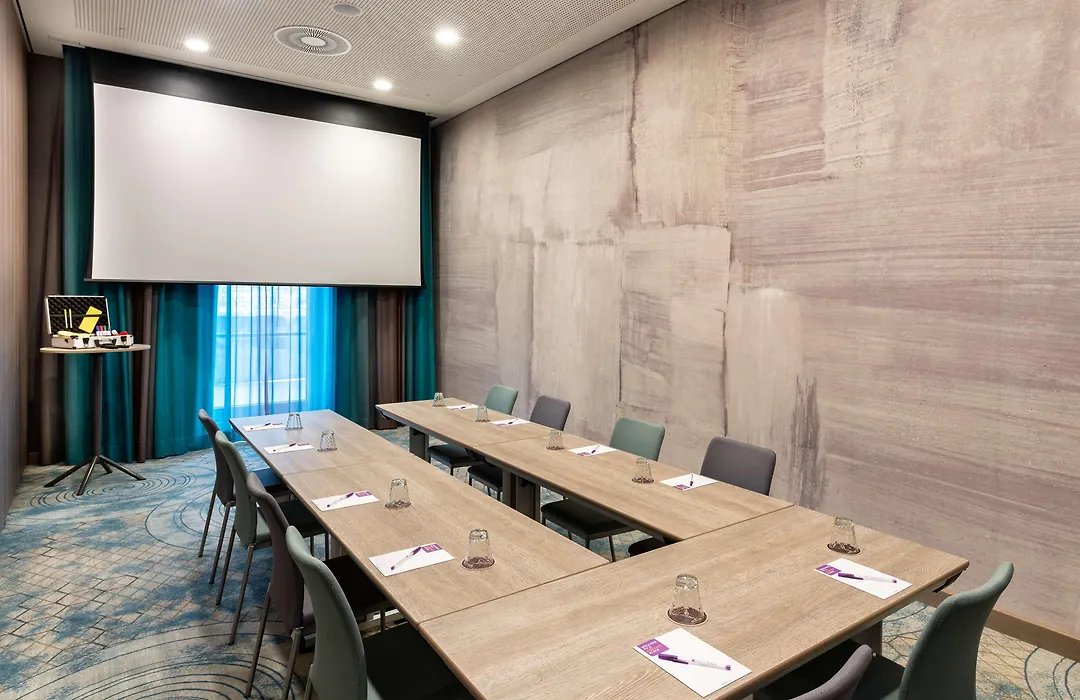 Hyatt Place Frankfurt Airport-1