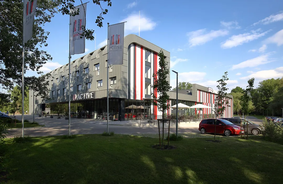 Active Hotel-1