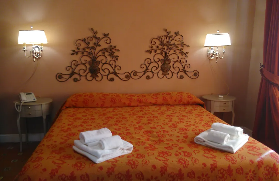 Hotel Villa Dorata-1