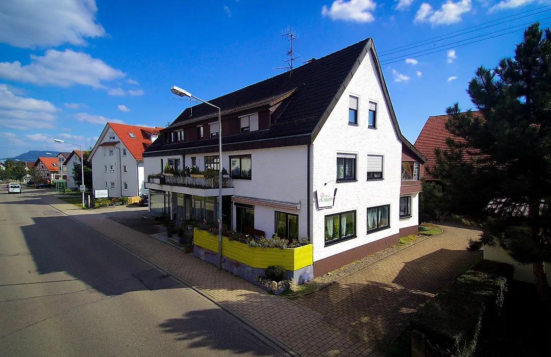 Hotel Rosengarten-1