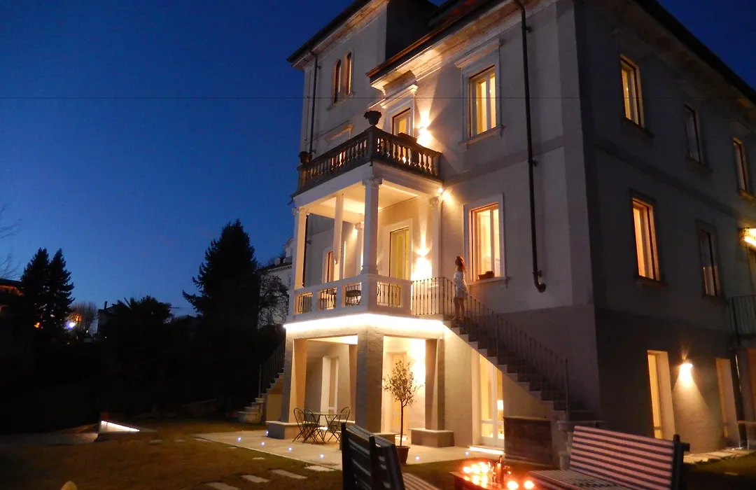 White Lilac Romantic B&B - Adults Only-1