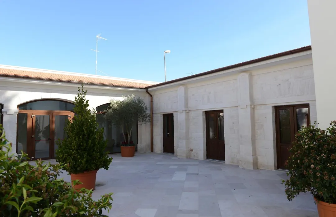Domus Antiqua Residence-1