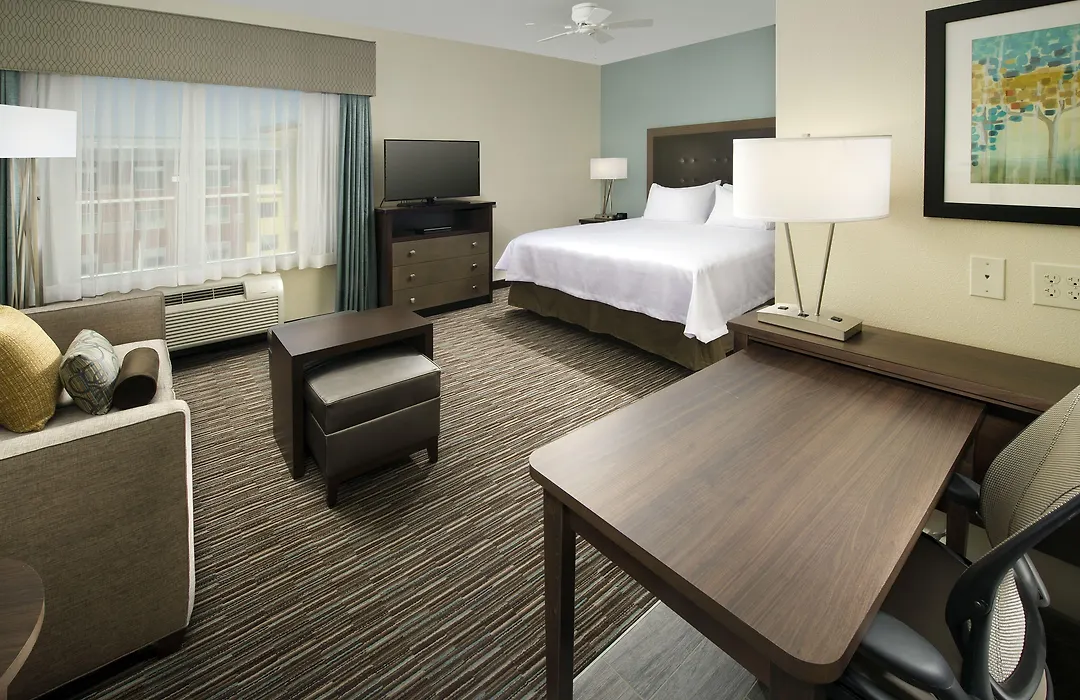 Homewood Suites By Hilton Kansas City Speedway-1