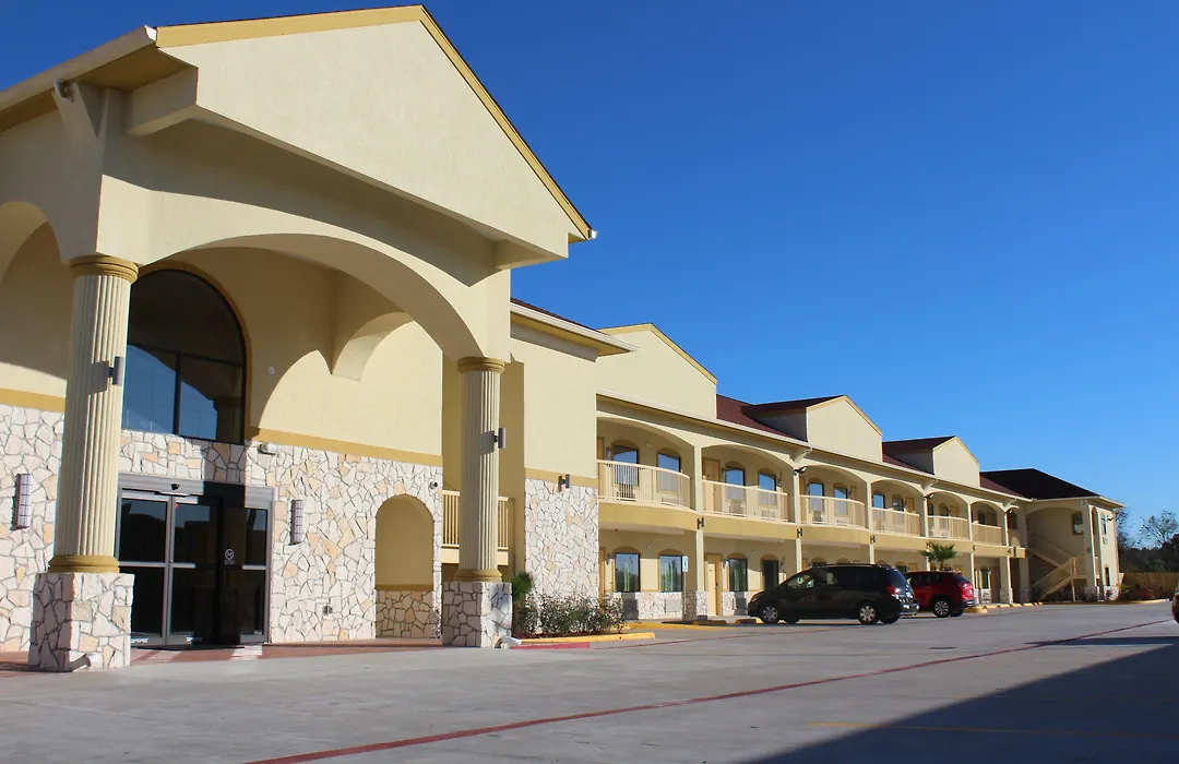 Express Inn And Suites-1