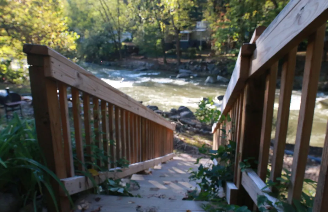 Riverside Lodge At Chimney Rock-1