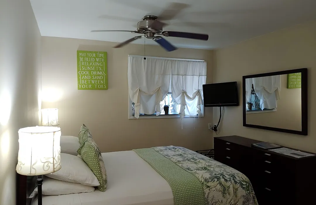 Suite Dreams Inn By The Beach-1