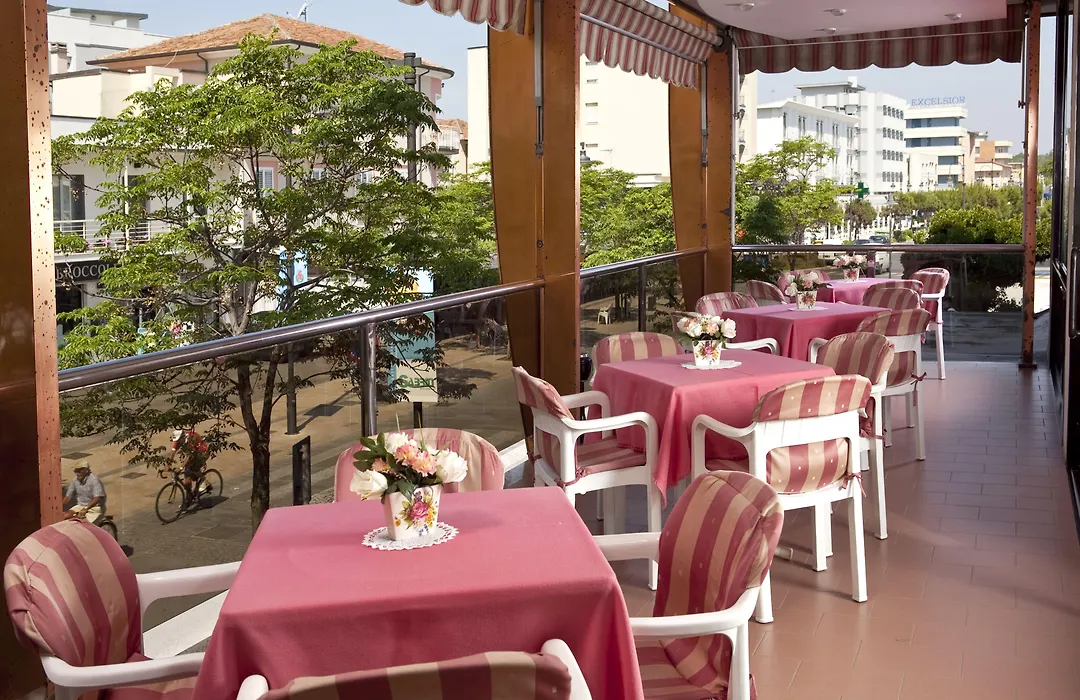 Hotel Royal-1