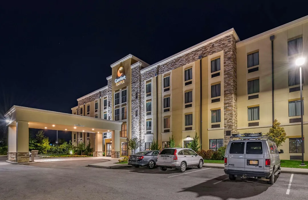Comfort Suites Columbus Airport-1
