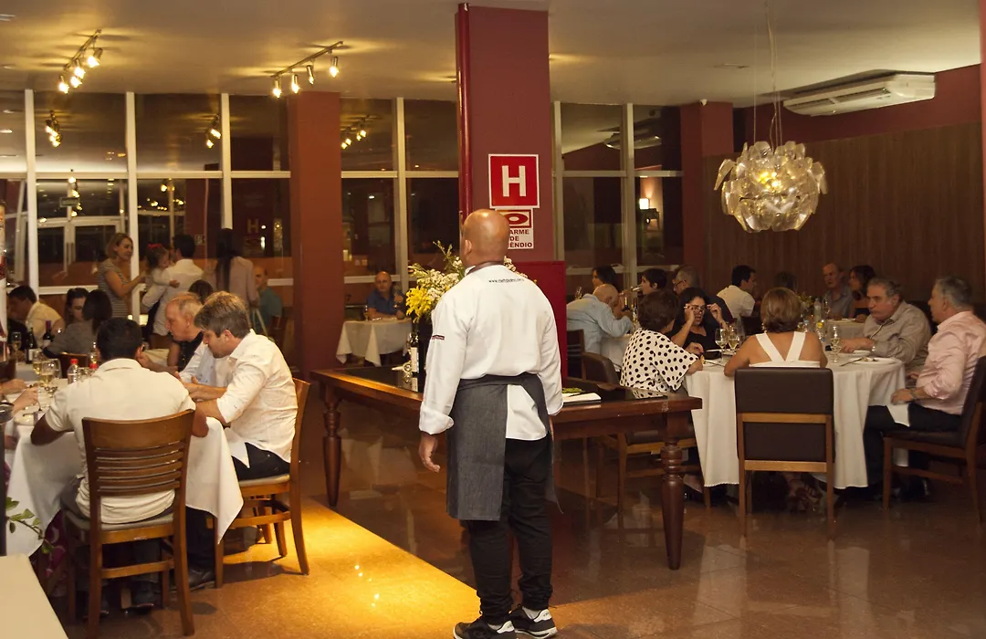 Tryp By Wyndham Varginha Cafe Royal-1