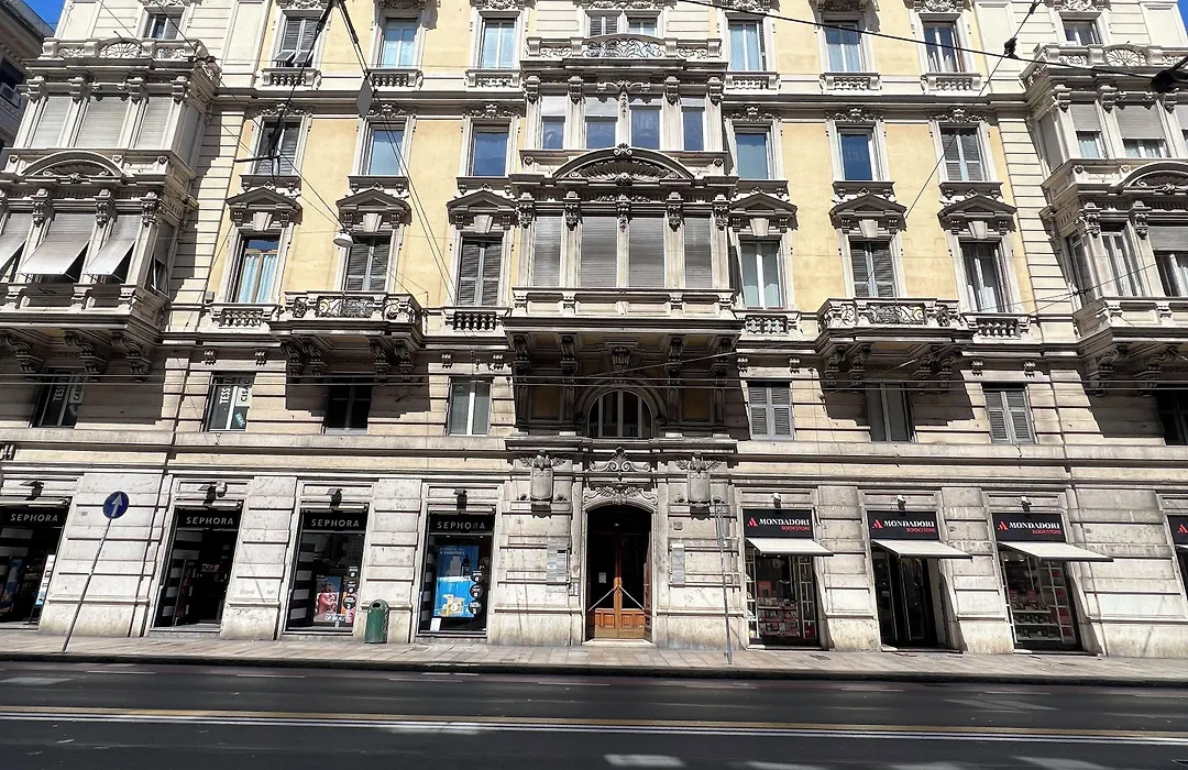 Albergo Astro-1