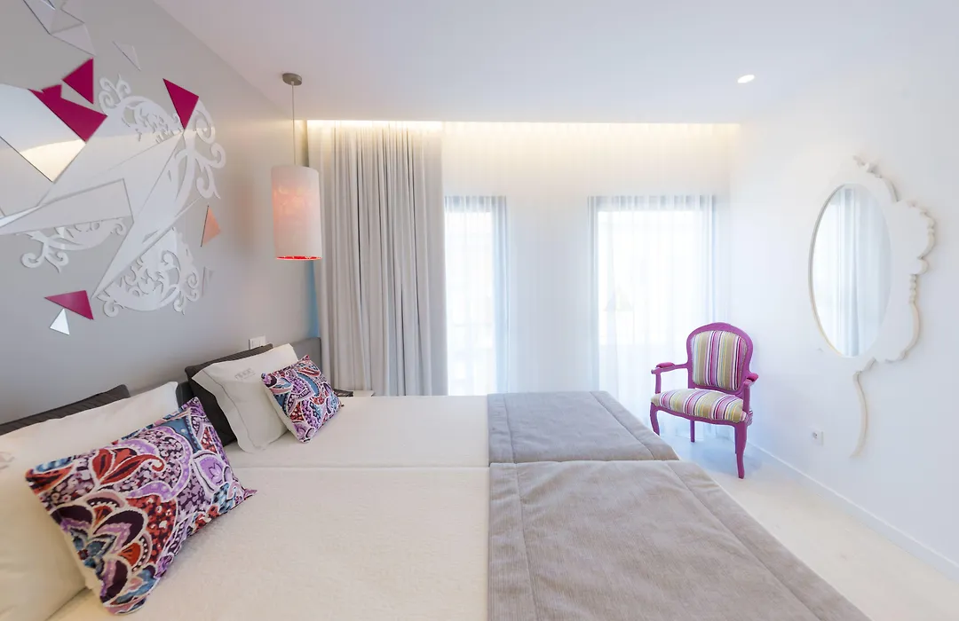 Hotel Magic-1