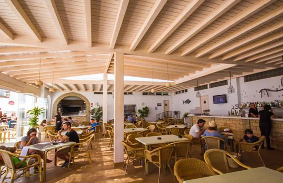 Hostal Doña Lola Marina-1