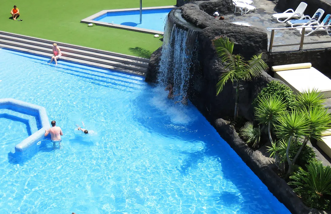 Hotel Papi-1
