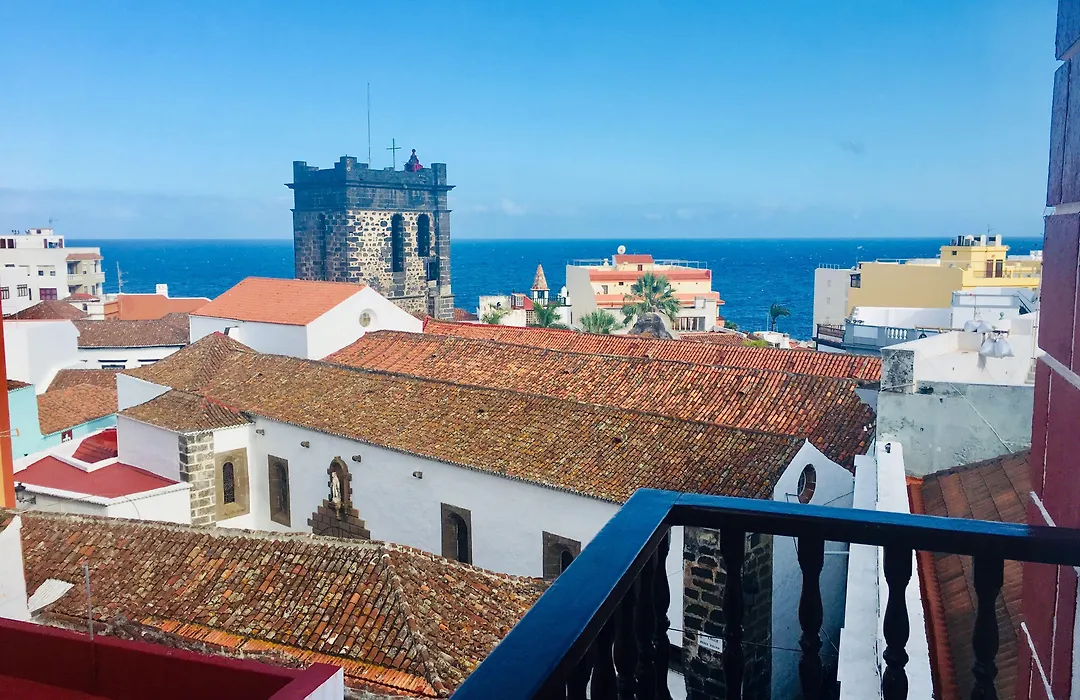 El Hotelito 27-1