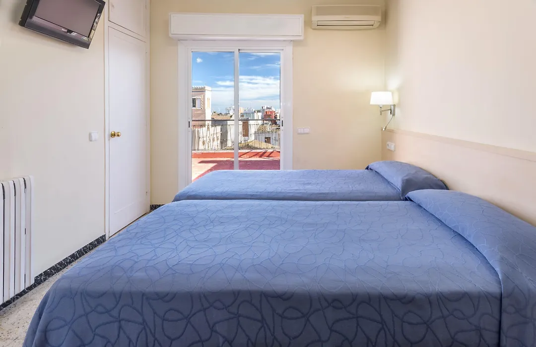 Hostal Solimar-1