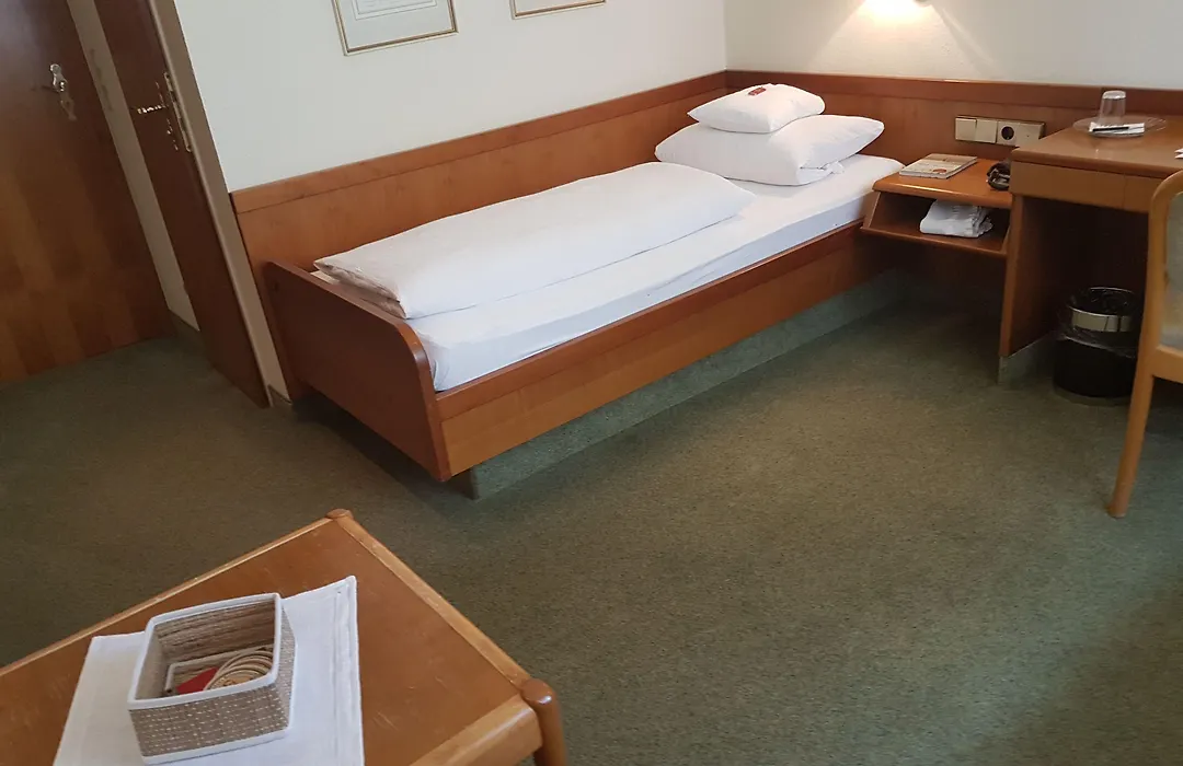 Kurhotel Roswitha-1