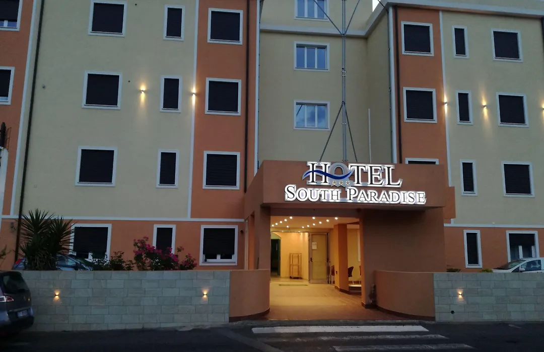 Hotel South Paradise-1