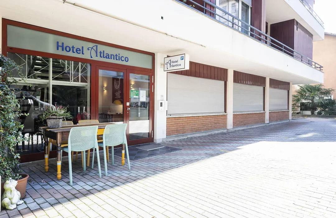 Hotel Atlantico-1