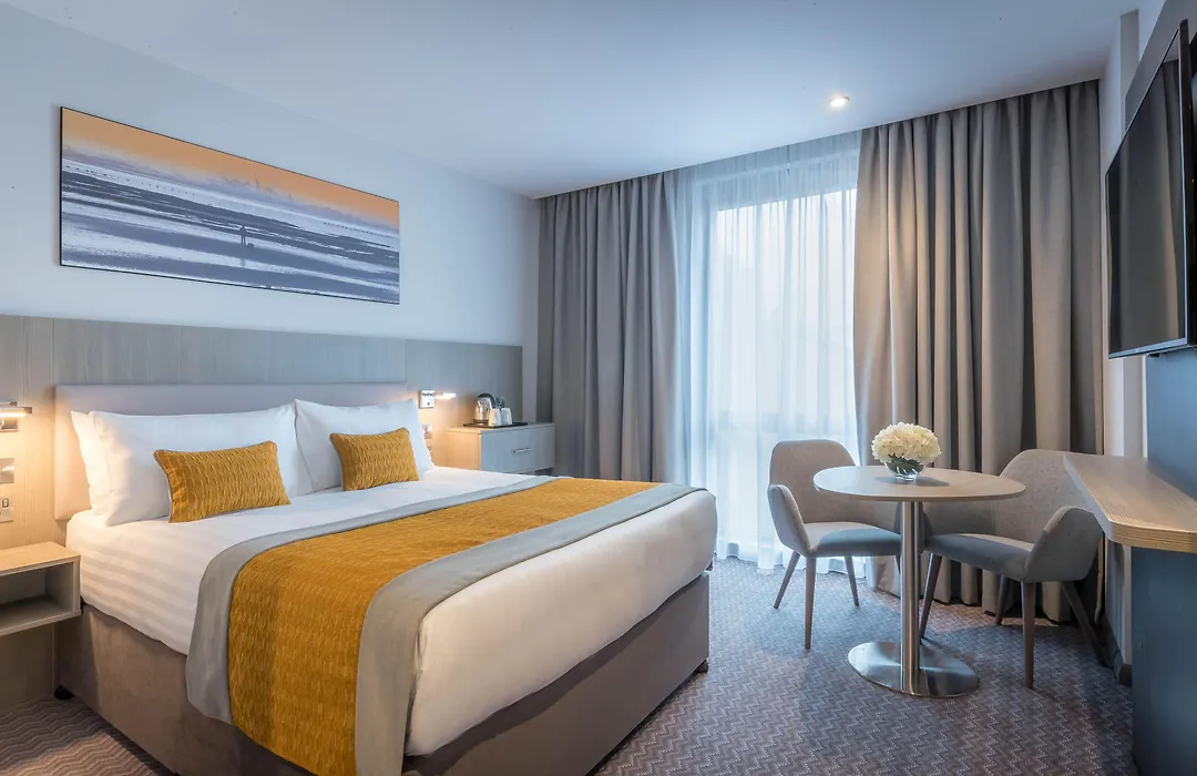 Maldron Hotel Newcastle-1