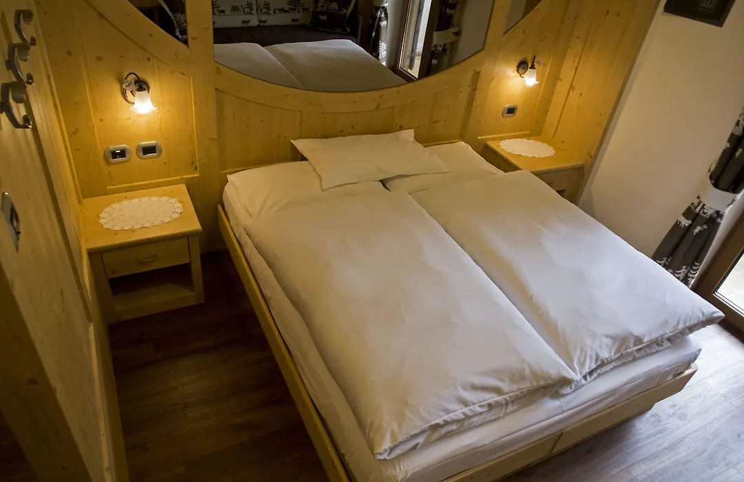 Hotel El Paster-1