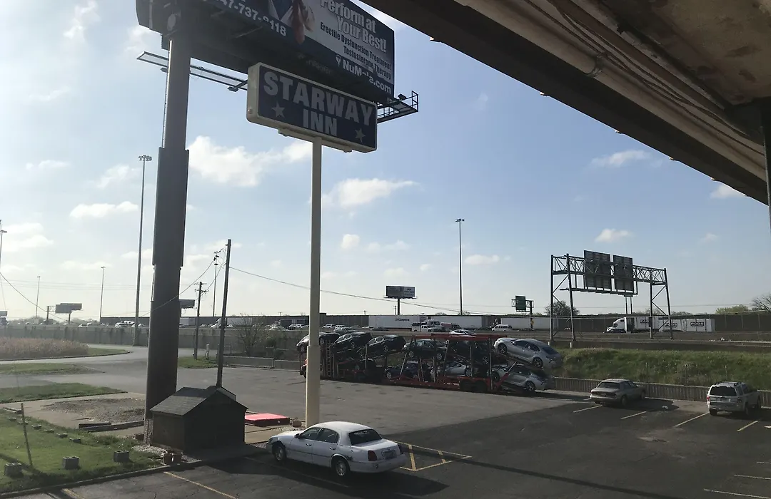 Starway Inn-1