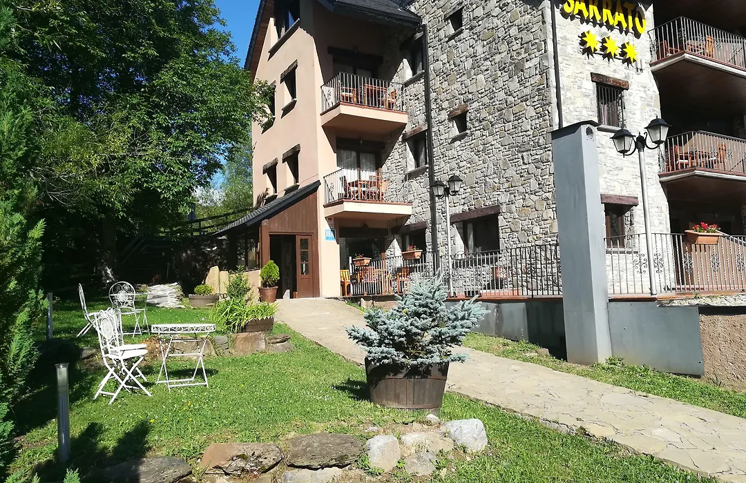 Aparthotel Sarrato-1