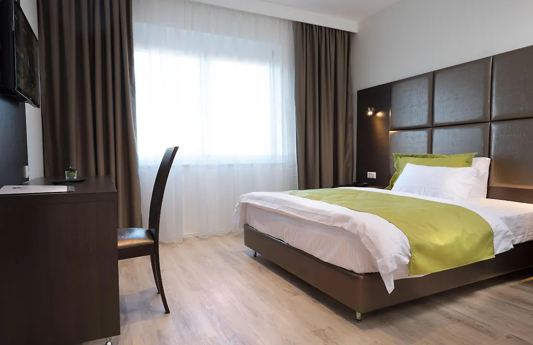 Boutique Hotel Bellevue Rheinfelden / Basel-1