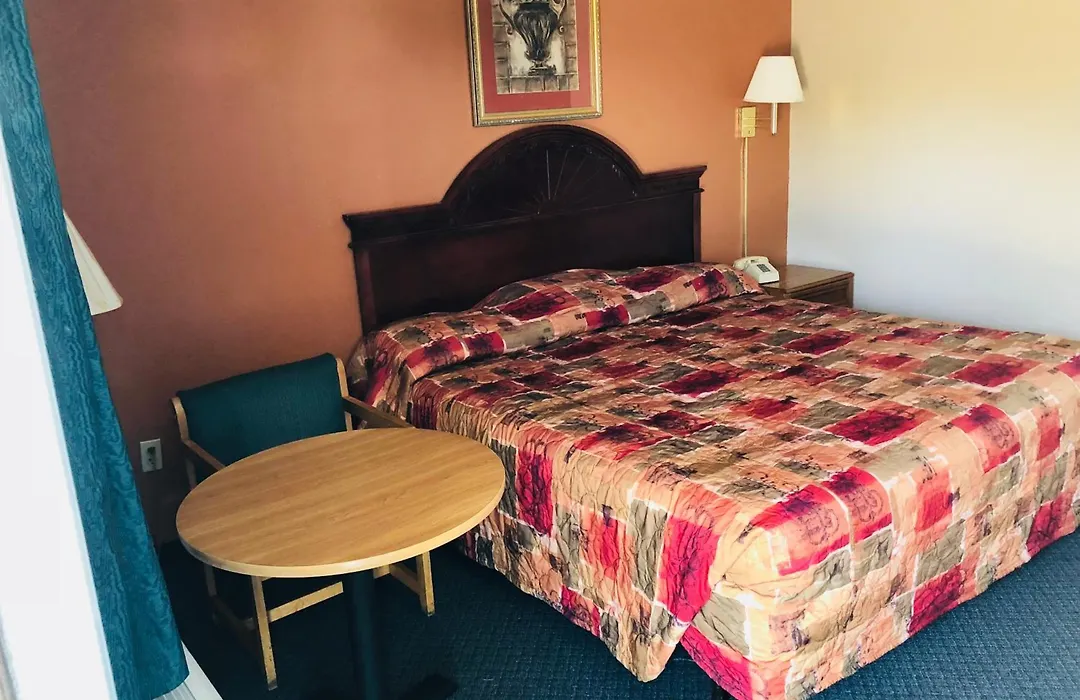 Rest Inn Motel-1