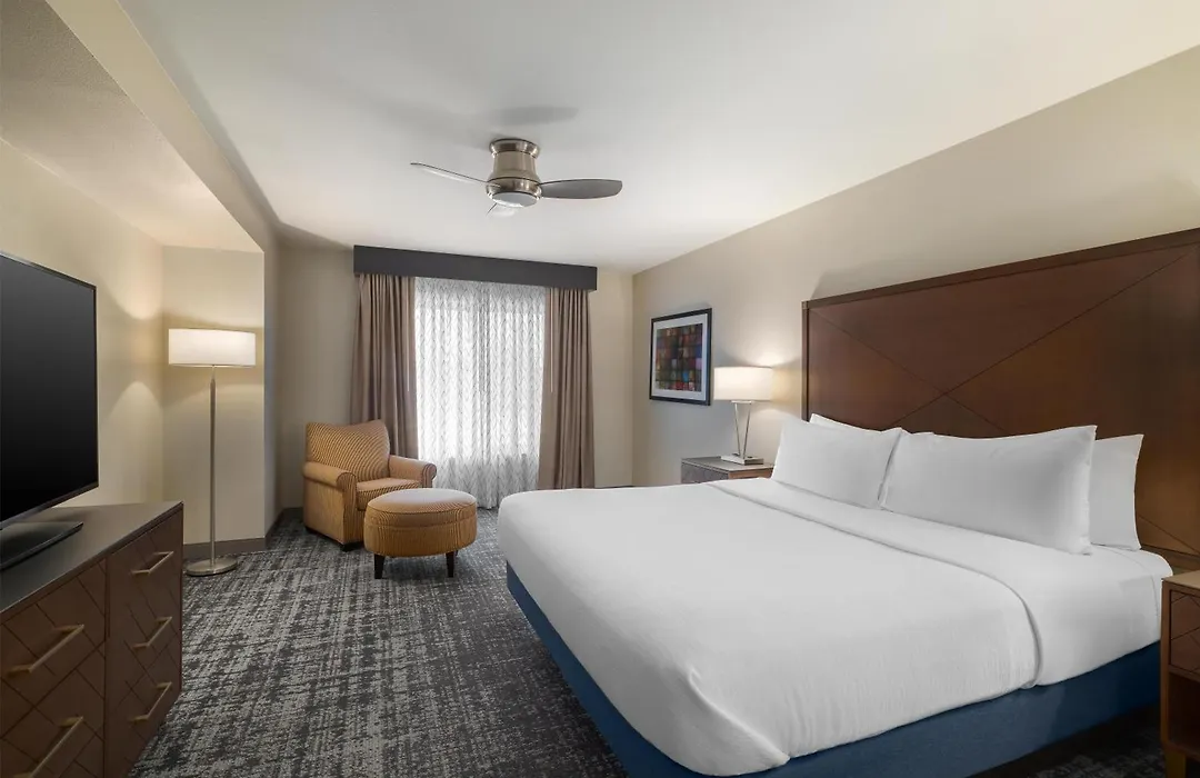 Embassy Suites By Hilton Laredo-1