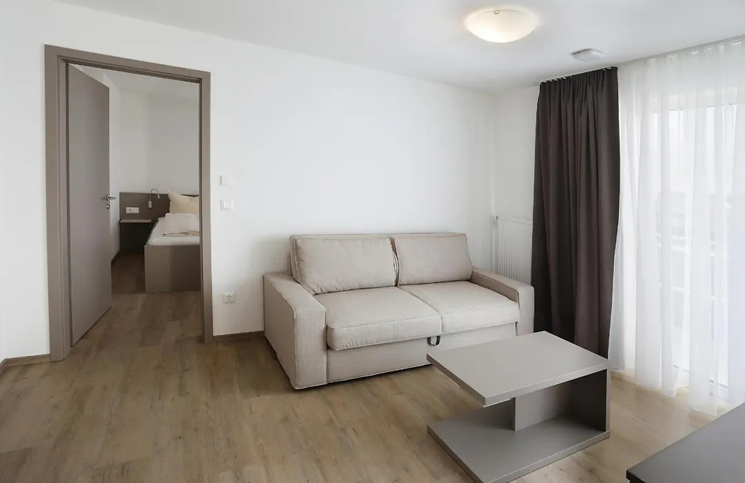 Apartment Hotel 37-1