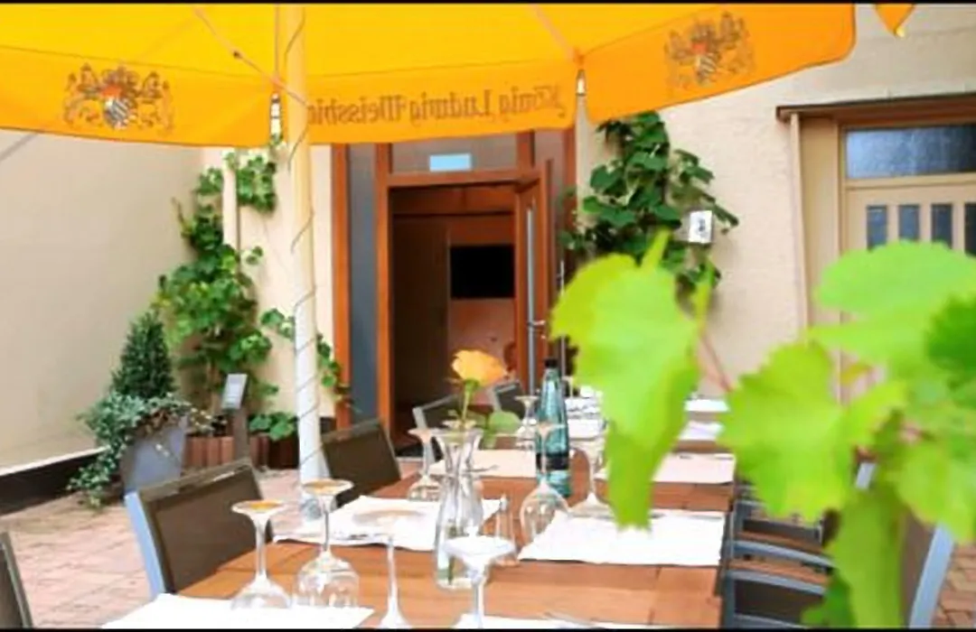 Hotel Royal-1