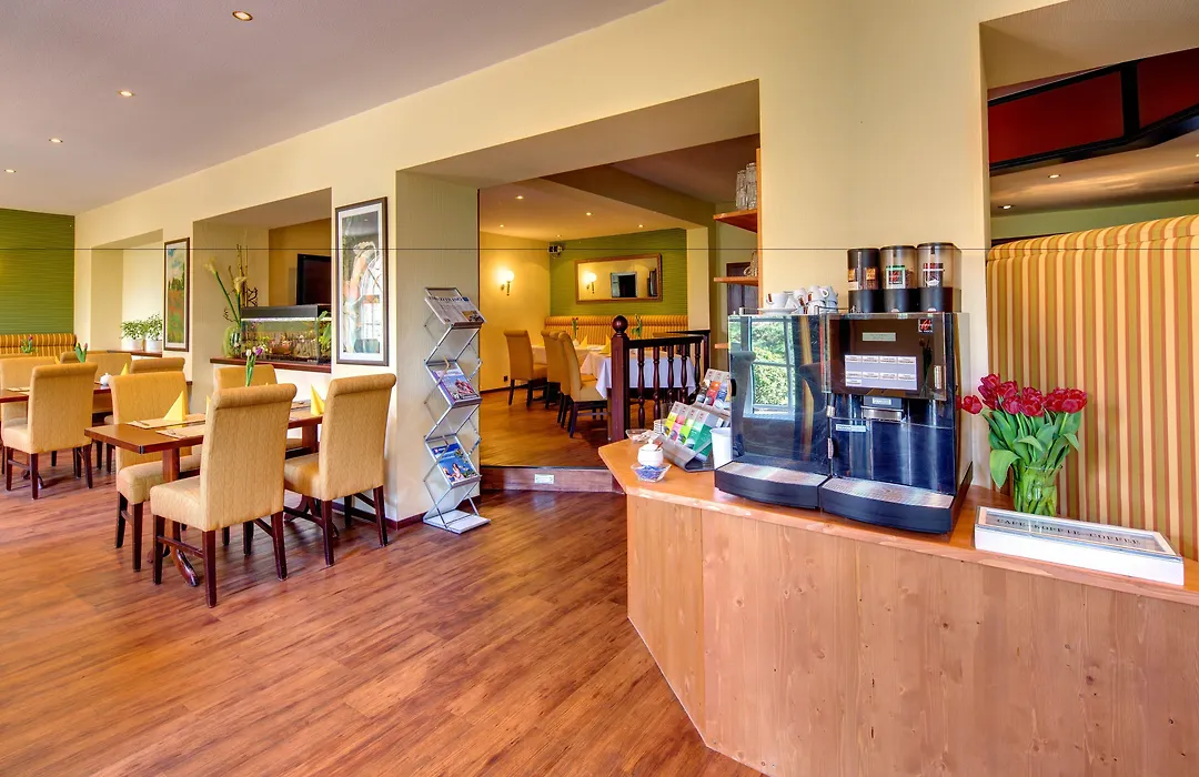 WH Hotels Papenburg Zentrum-1