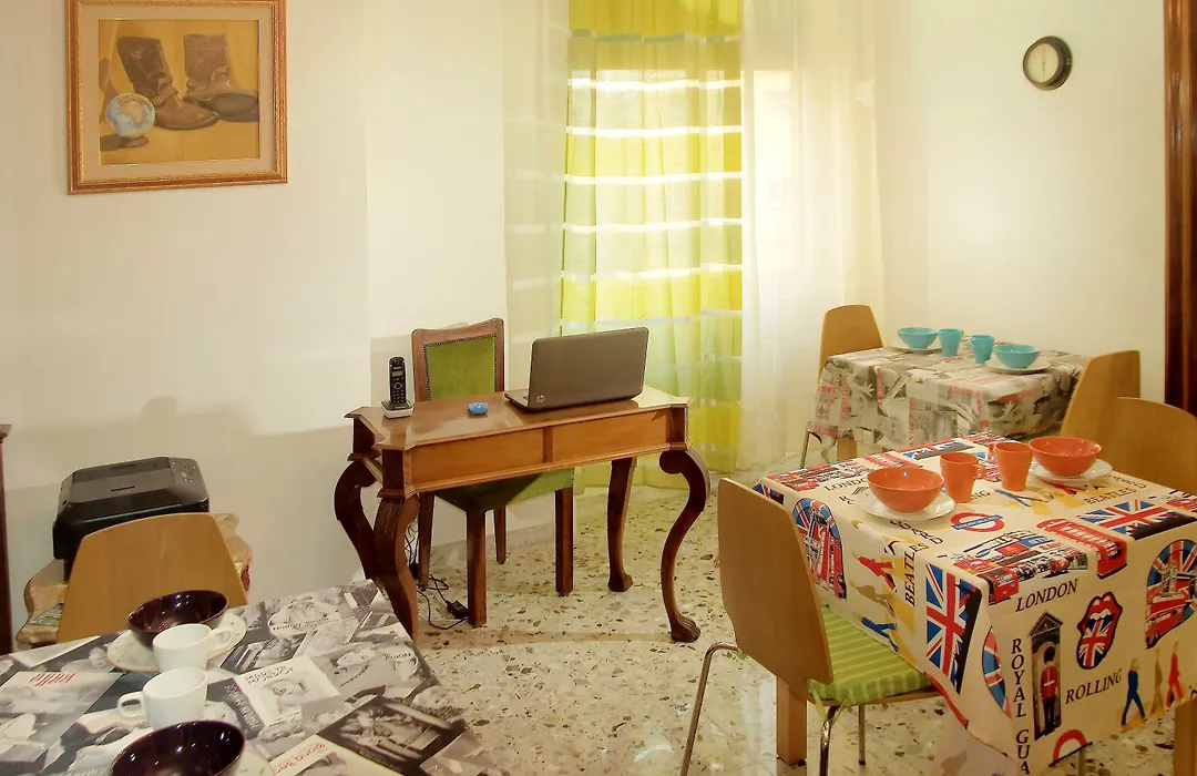 B&B Bibliotechina-1