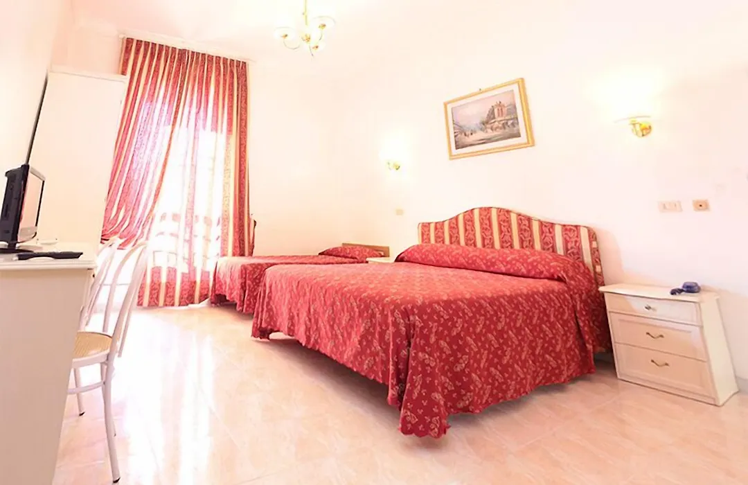 Hotel Euro Quiris-1
