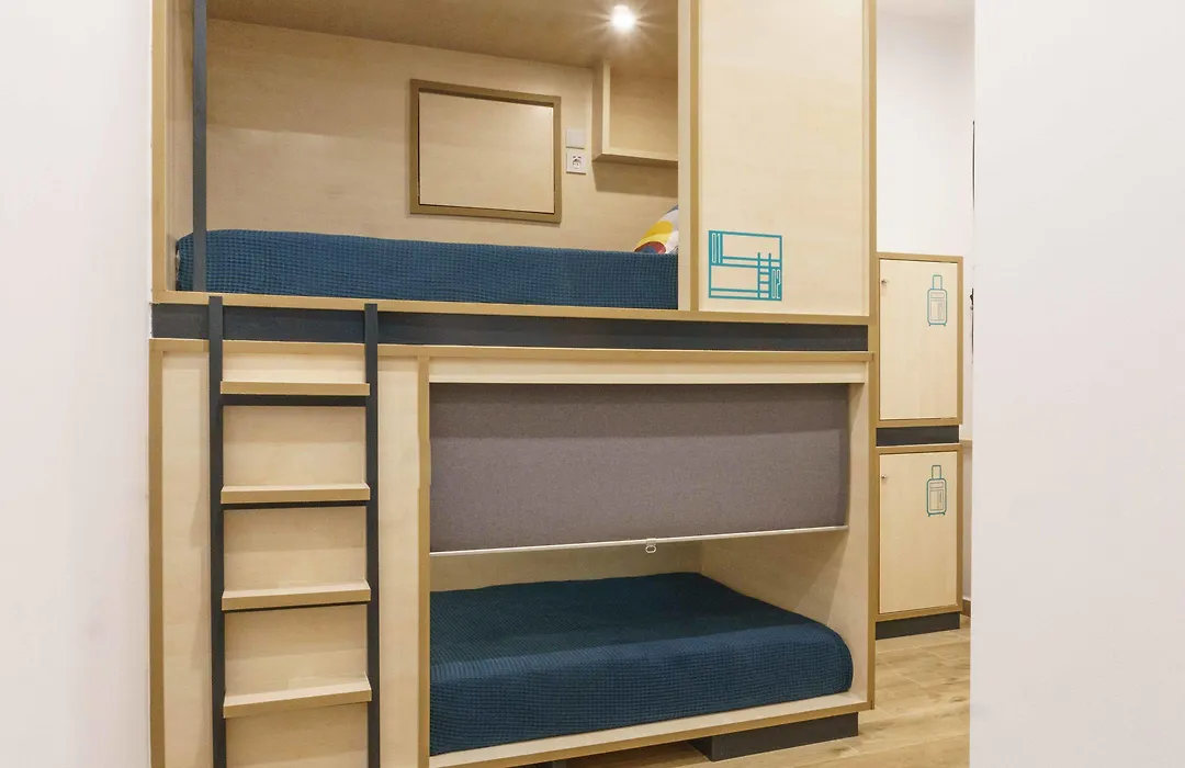 TAKE SURF Hostel Conil-1