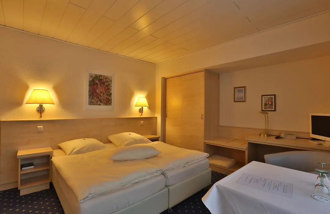 Parkhotel Stadthagen-1
