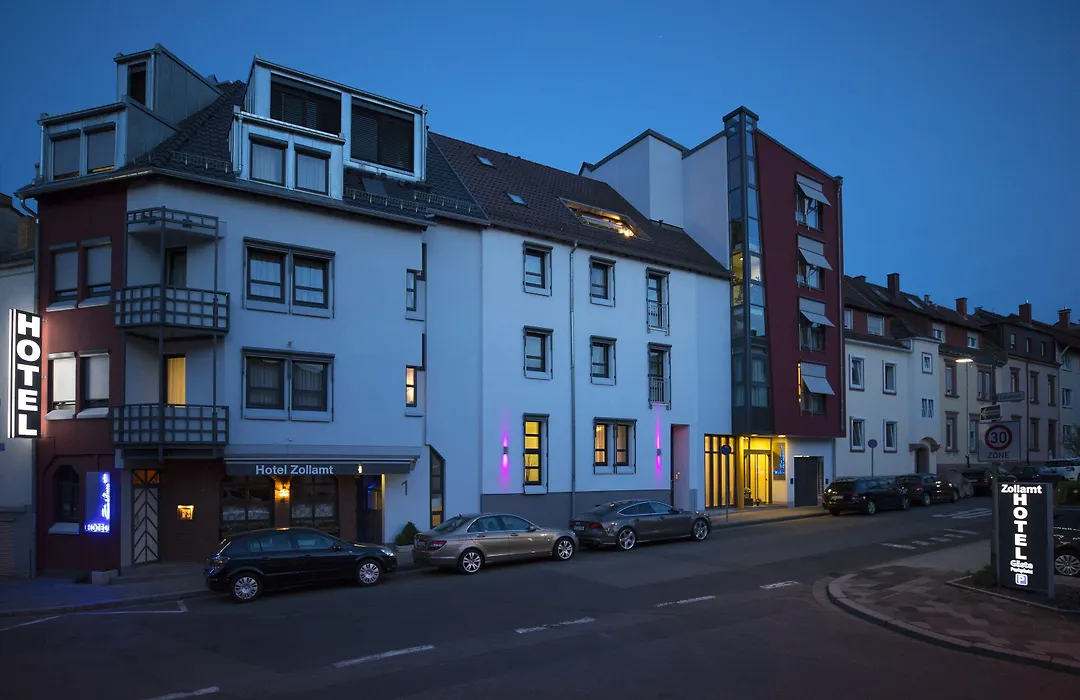Maurers Zollamt Hotel-1