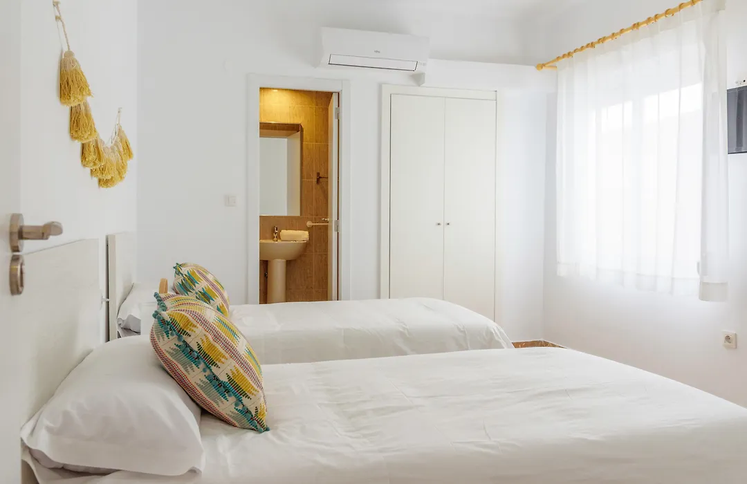 Hostal Beni-1